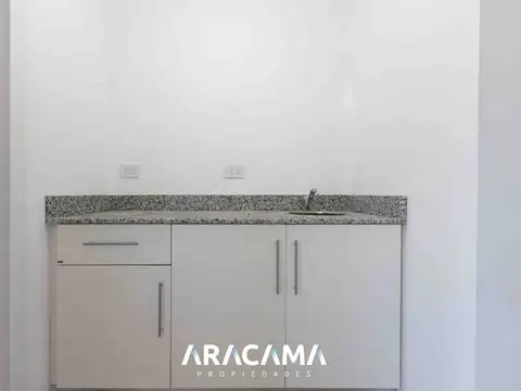 Oficina en Alquiler en Canning