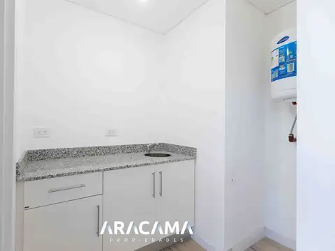 Oficina en Alquiler al Sur