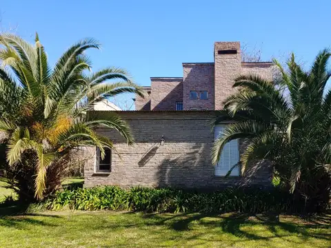 Casa en Venta - Estancia Benquerencia