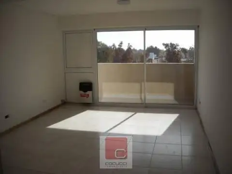 Departamento en Alquiler en Mendoza, $ 680.000
