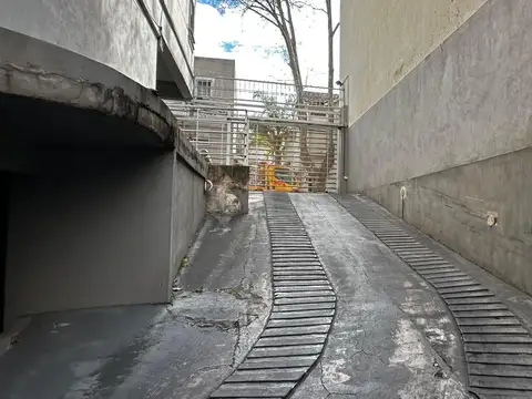 Juan de Garay al 2700