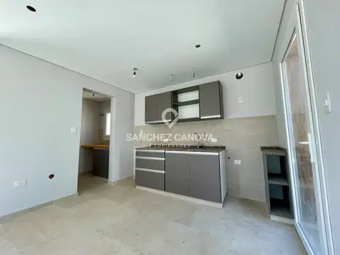 Casa 3 ambientes con 2 baños
