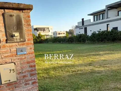 Terreno en Venta en Lagoon Pilar, USD 120.000