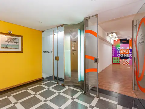 OFICINA EN VENTA | 377 m² | 2 COCHERAS | MICROCENTRO