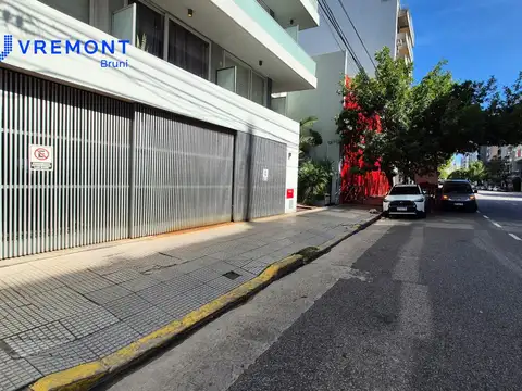 Venta de Cochera Fija y Cubierta — Edificio Vizion Hollywood