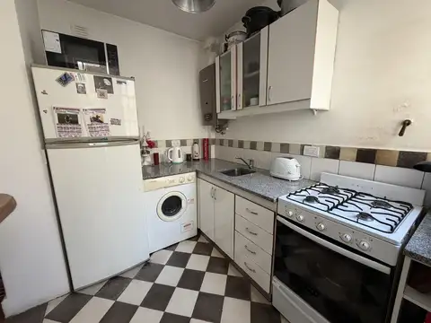 Depto Tipo Casa 2 ambientes con 1 baño