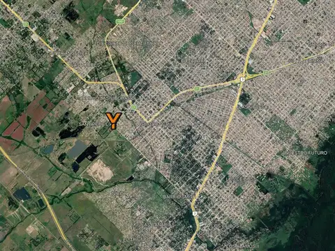 Casa en Venta con 3 cocheras