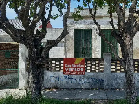 Venta de Casa mixta sobre lote 8,54x30 en Villa Dominico