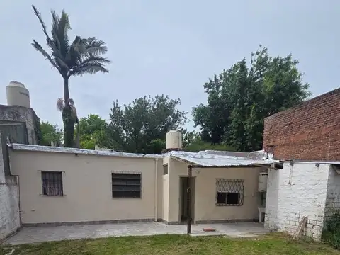 Depto Tipo Casa en Alquiler de 2 ambientes