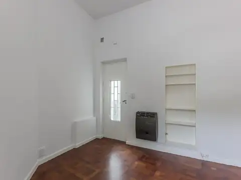 Depto Tipo Casa en Venta 47 años