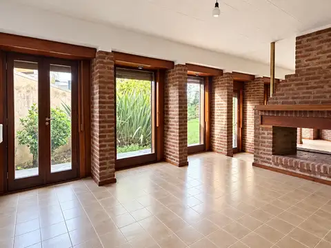 Casa en Venta en Caisamar, USD 249.000
