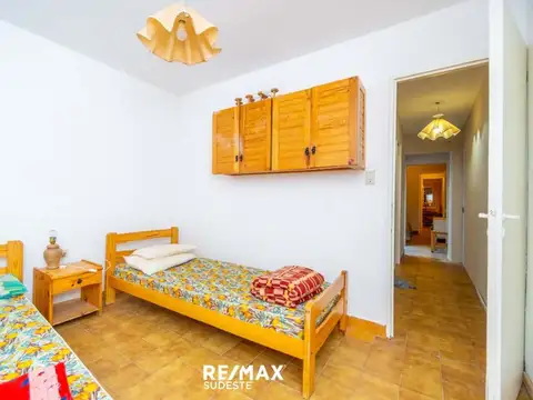 Departamento 4 ambientes con 2 baños