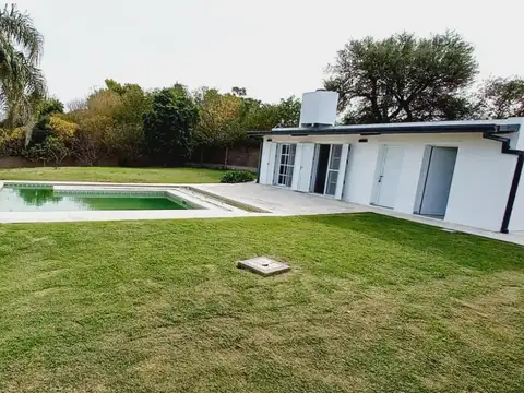 Casa 3 ambientes con 4 baños