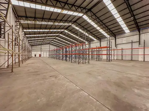 ALQUILER - DEPOSITO - QUILMES - AUTOPISTA BUENOS AIRES LA PLATA - 25500 m2