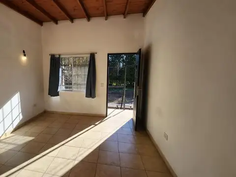 Depto Tipo Casa en Venta en Pilar, USD 45.000