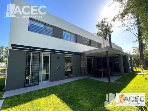 Venta - Casa - Barrio Villa Sofia - Fisherton