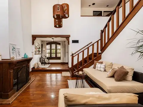 Casa en Venta con 1 cochera