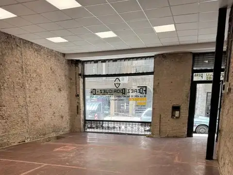 Local en Alquiler 70 años