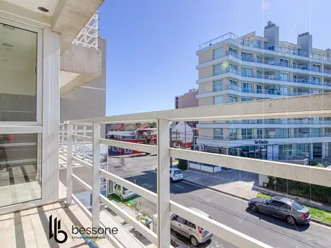 Departamento en Venta en Constitucion, USD 155.000