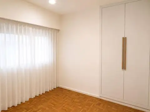 Departamento 2 Amb Reciclado Exc. Ubicación Ideal Inversión!