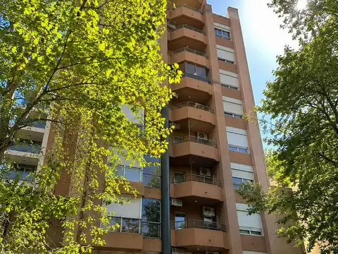 Ambrosio Olmos al 600