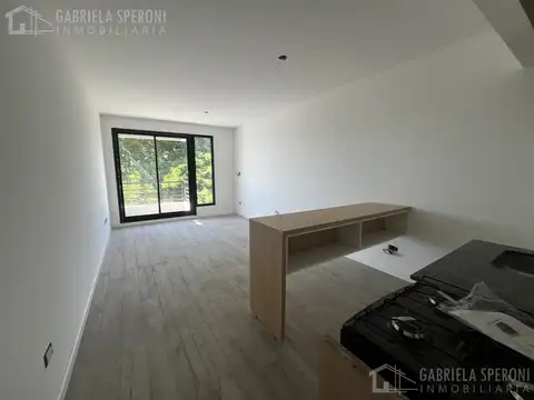 Departamento en Alquiler en Remedios de Escalada, $ 450.000