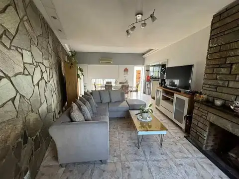 Casa en Venta en Lomas del Mirador, USD 190.000