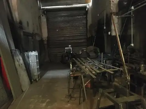 Galpon en Venta 15  mts Fondo