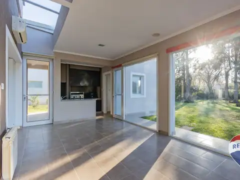 CASA EN VENTA EN HARAS DEL SUR