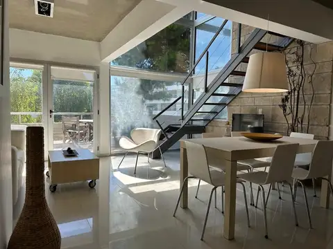 Eolo 160 , Piso 1