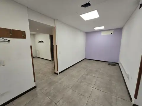 Oficina en Venta 20 años