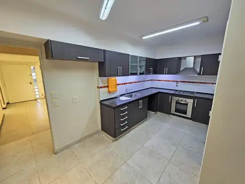 VENTA OFICINA EN FLORIDA OESTE