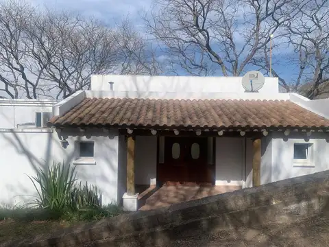Exc.casa vta 2 dor gge/suite/jard exc zona La Aguada