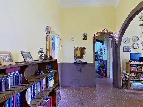 VENTA PH 2 AMBIENTES CON PATIO PLANTA BAJA LA BOCA
