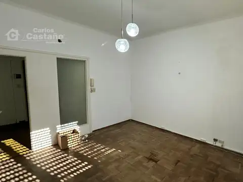 Oficina en Alquiler 35 años