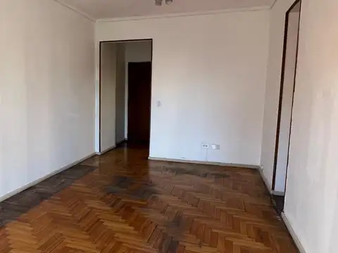 Departamento en Alquiler en Boedo, $ 800.000