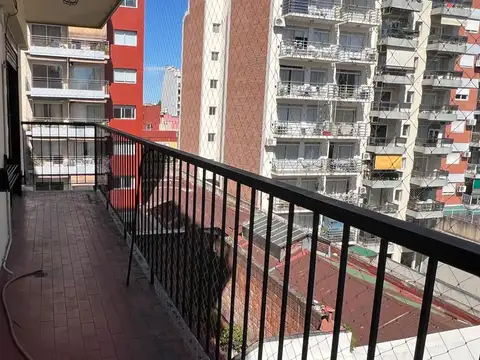 Av San Juan 4300, Piso 3