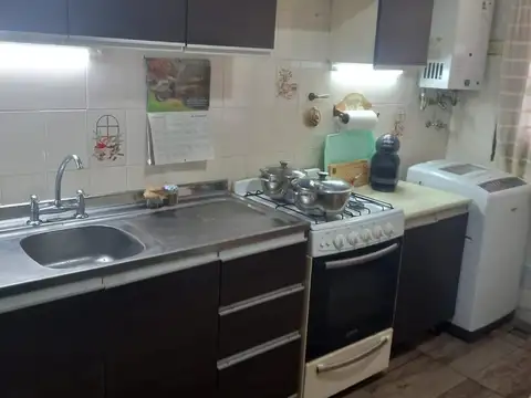 Depto Tipo Casa 4 ambientes con 1 baño