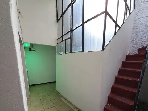 Depto Tipo Casa en Alquiler de 4 ambientes