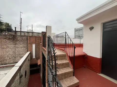 Depto Tipo Casa en Venta al Este