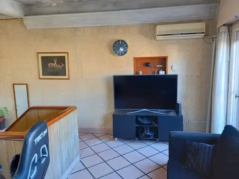 Jose Clemente Paz 2600, Piso 1