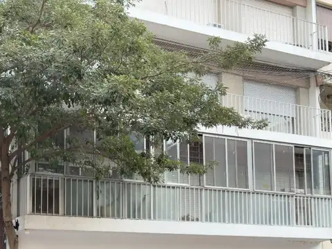 CATEGORIA PISO EXCLUSIVO PASEO DEL SIGLO BALCON COCHERA