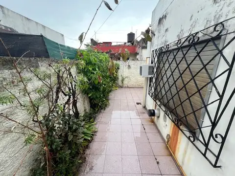 Depto Tipo Casa en Venta de 1 dormitorio