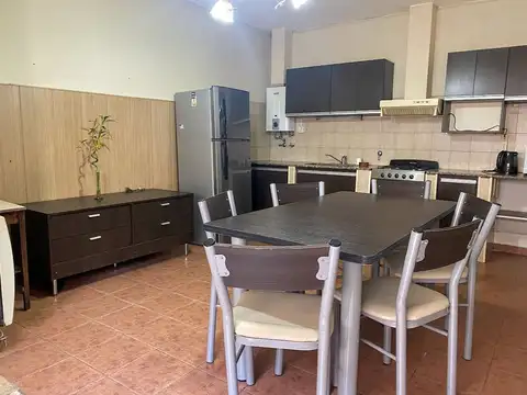 Casa de pasillo con patio APTO CREDITO