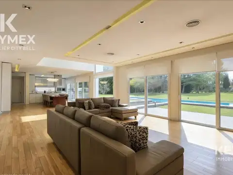 Casa en Venta en Club Miralagos, USD 440.000