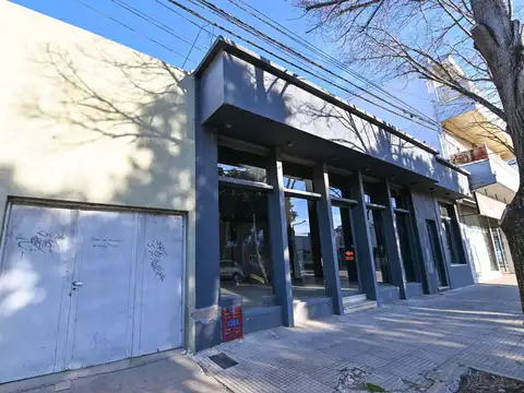 IMPORTANTE INMUEBLE EN VENTA - CENTRO V. TUERTO