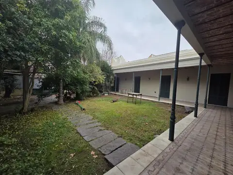 Casa en Venta en Lomas de Zamora, USD 390.000