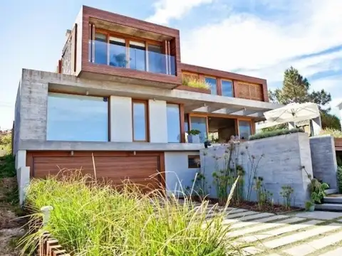 Casa en Venta de 5 dormitorios