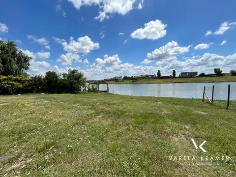 Terreno en Venta 28  mts Frente