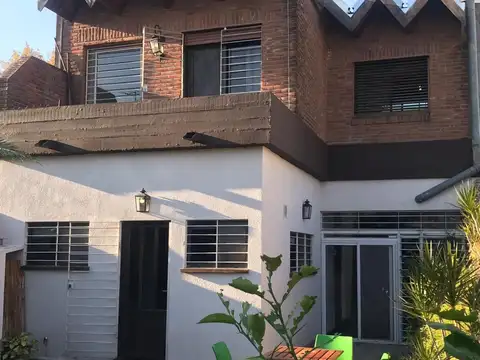 Casa en Venta en Villa Ballester, USD 380.000